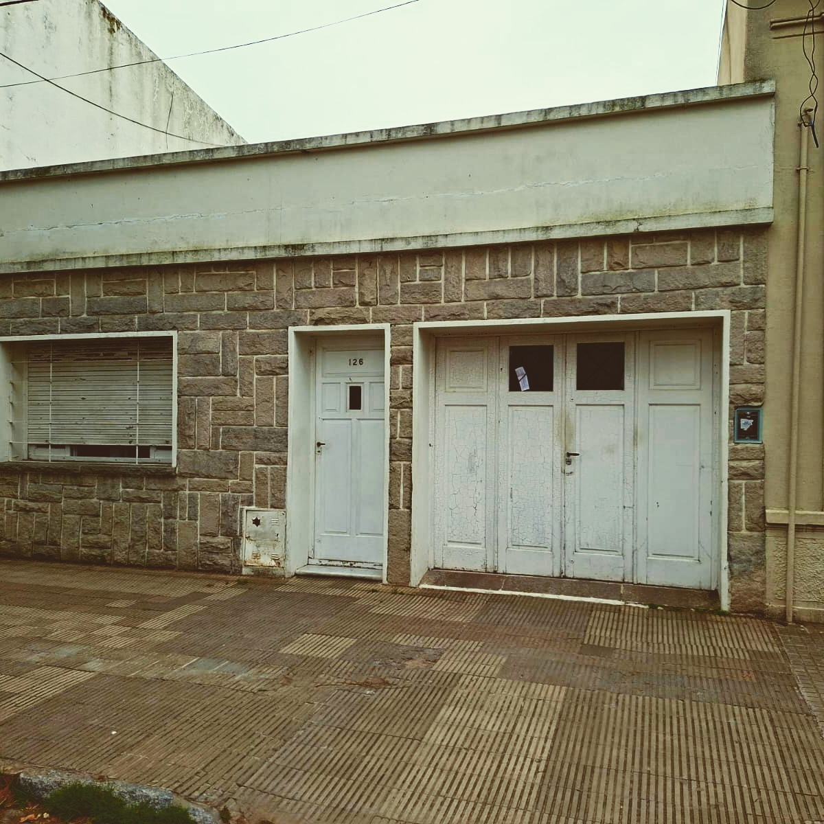 🏡 BRISSON NEGOCIOS INMOBILIARIOS
Bienes Raíces

Te acompañamos en cada paso para comprar, vender o alquilar tu propiedad de forma segura y confiable.

📍 Belgrano N° 60
📲 WhatsApp: 02241 441193
☎️ Teléfono: 02241 422820
📧 Email: inmobiliariabrisson@gmail.com

✨ Experiencia, compromiso y atención personalizada
📞 ¡Consultanos sin compromiso!

#BrissonInmobiliaria #NegociosInmobiliarios #BienesRaíces #Inmobiliaria #TuHogar #Venta #Alquiler #InversionInmobiliaria